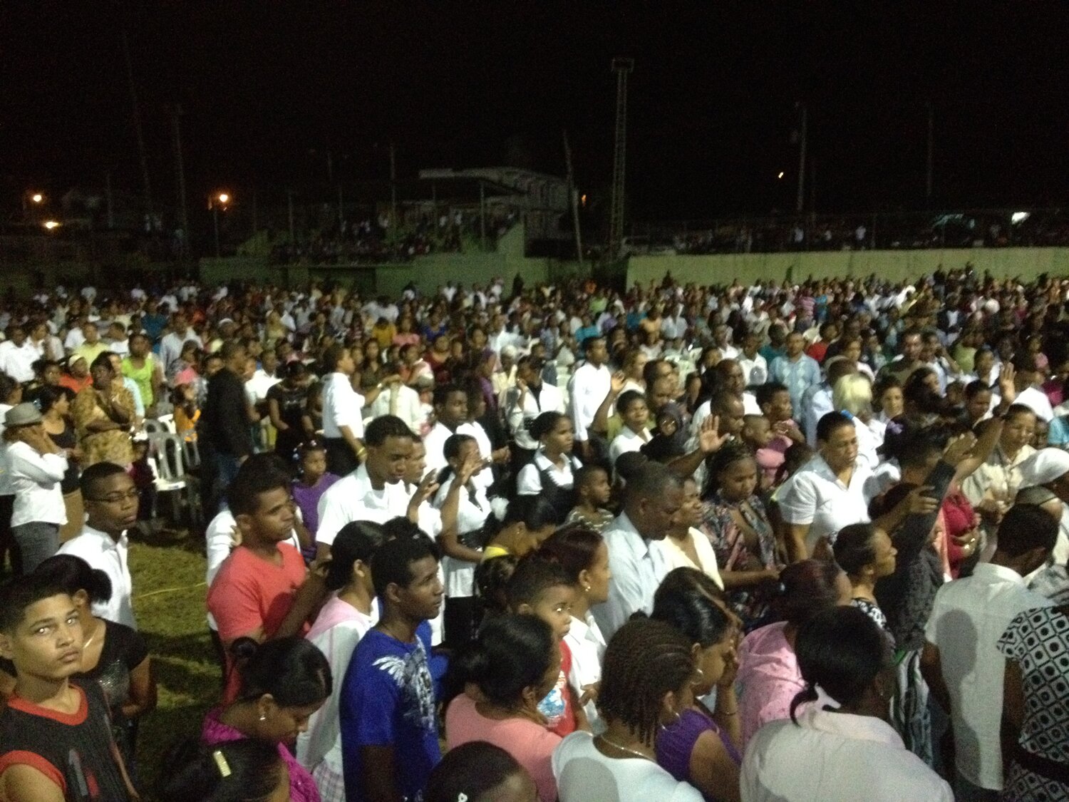 A vast crowd gathered at a Triplett crusade